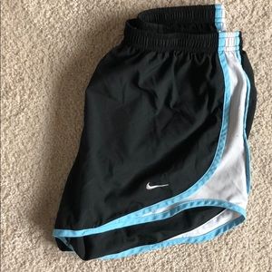 Nike running short!